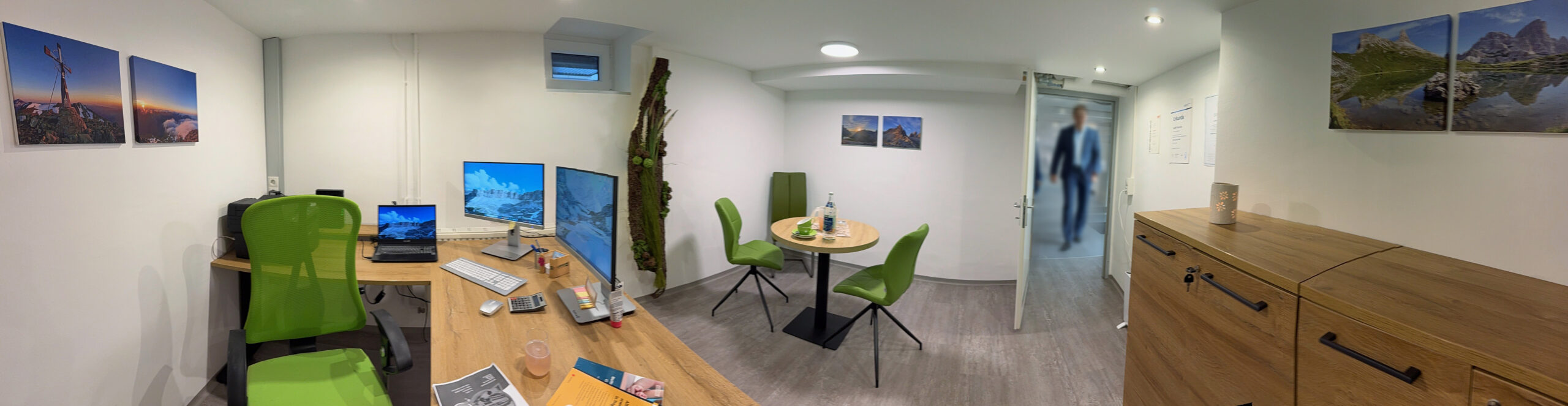 Büro: Das Zuhause von von Keex-Service